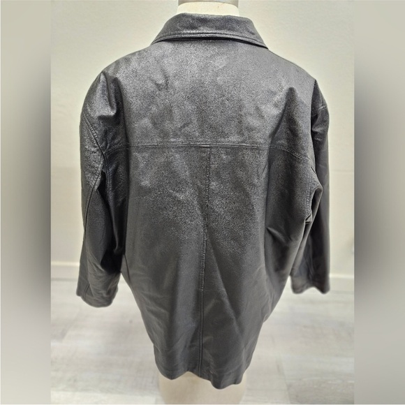 Classic Black Leather Jacket - Picture 4 of 7